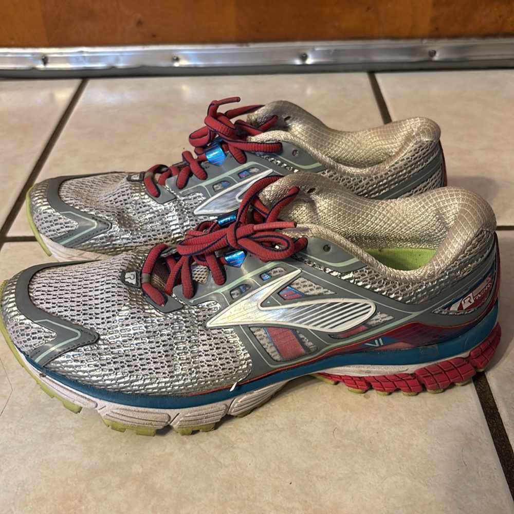 Brooks Size 8.5 Ravenna Athletic Shoes - Picture 5 of 17
